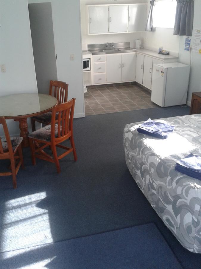 Strand Motel タウランガ エクステリア 写真